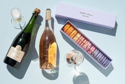 Bubbles, Rosé & Macarons Package